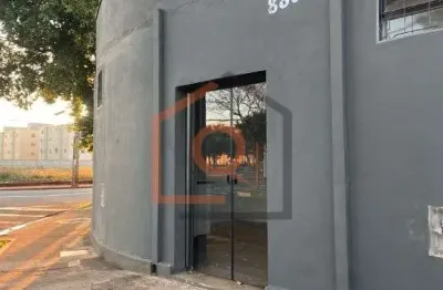Salao no centro comercial do parque das laranjeiras