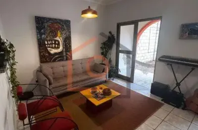 Casa em condomínio fechado com 3 quartos à venda na Avenida Doutor Adhemar Pereira de Barros, 159, Vila Melhado, Araraquara