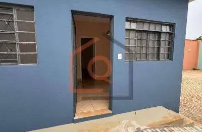 Casa com 1 quarto para alugar na Avenida Prudente de Moraes, 1362, Centro, Araraquara por R$ 1.200