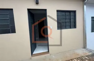 Casa com 1 quarto para alugar na Avenida Prudente de Moraes, 1362, Centro, Araraquara por R$ 1.250