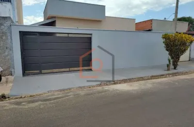 Casa Padrao a Venda no Residencial Santa Luzia em Araraquara