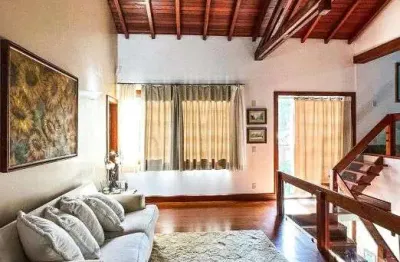 Casa de alto padrão - exclusividade e tranquilidade em cada horizonte⁸