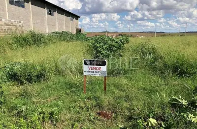 Terreno comercial no parque das laranjeiras em paiçandu
