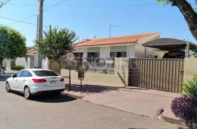 Casa na vila morangueira, próximo a av. pedro taques