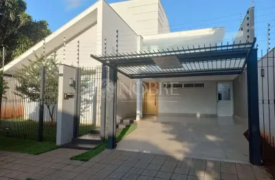 Casa com 4 quartos à venda na Rua 8 de Setembro, Jardim Alamar, Maringá