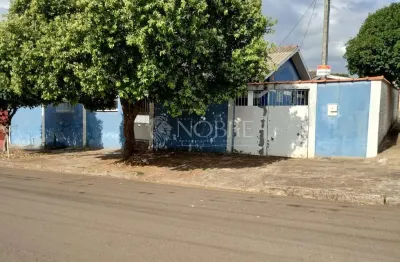 Casa na rua tucumã esquina com a travessa petrópolis