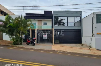 Casa com 3 quartos à venda na Rua Pioneiro Antonio Bernardes, Parque Avenida, Maringá