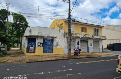 Imóvel com casa, sobrado e 2 salões comerciais na avenida são domingos