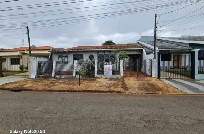 Casa com 3 quartos à venda na Rua Matinhos, Vila Nova, Maringá