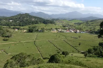 Vende-se belíssimo terreno com 6 hectares na  geral do pagará  em santo amaro da imperatriz/sc