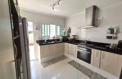 Casa para venda em sorocaba, vila augusta, 4 dormitórios, 2 suítes, 4 banheiros, 2 vagas