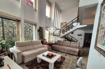 Casa para Venda em Florianópolis, Santa Mônica, 4 dormitórios, 3 suítes, 5 banheiros, 2 vagas