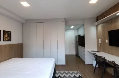 Lindo apartamento mobiliado com ar condicionado próximo ao metrô república