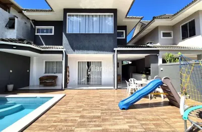 Casa em condomínio 4 suítes amplas piscina 243m² vargem peq.