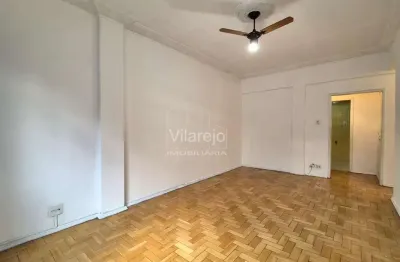 Apartamento à venda na tijuca frente 2 quartos a 300m da praça saens peña com 75m²