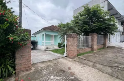 Casa com 3 quartos à venda na Rua São José, 2009, Schulz, Santa Cruz do Sul