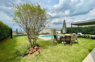 Casa de Alto Padrão à Venda no Parque Ytu Xapada em Itu | 4 Suítes | Vista Panorâmica | Piscina | Terreno 965m²