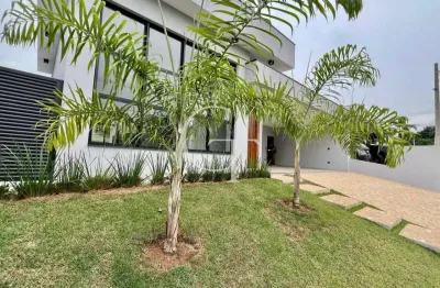 Casa nova e sofisticada com 3 suítes e piscina no condomínio saint paul á venda