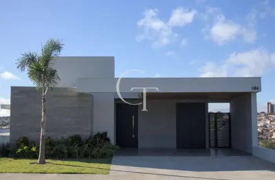 Casa com piscina - condomínio reserva central parque
