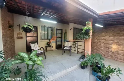 Casa com 2 quartos à venda na um, 55, jardim vila rica - tiradentes, volta redonda por r$ 499.000