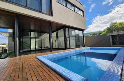 Casa para venda em criciúma, pio corrêa, 4 dormitórios, 4 suítes, 5 banheiros, 5 vagas