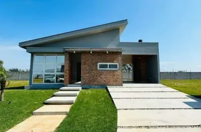 Casa em condomínio para venda em balneário rincão, centro, 3 dormitórios, 3 suítes, 4 banheiros, 1 vaga
