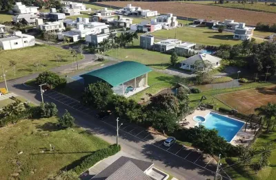 Casa em condomínio para venda em criciúma, primeira linha, 4 dormitórios, 3 suítes, 4 banheiros, 2 vagas