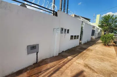 Casa térrea vila - prox. mercado central - horto florestal da ernesto gaisel