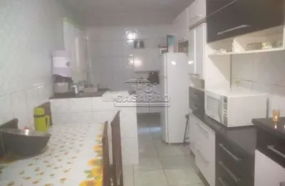 Casa com 2 quartos à venda no Parque São Vicente, Mauá 