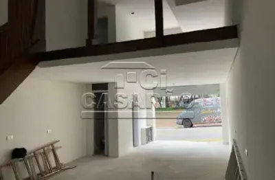 Salão  comercial -55 mts - bairro centro- em frente a praça da bíblia.