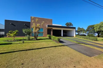 Casa em condomínio fechado com 3 quartos à venda na Rua Distrito Federal, 1005, Riviera de Santa Cristina, Arandu