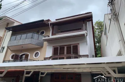 Sobrado em condominio fechado - 270m² - chacara nossa sra do bom conselho