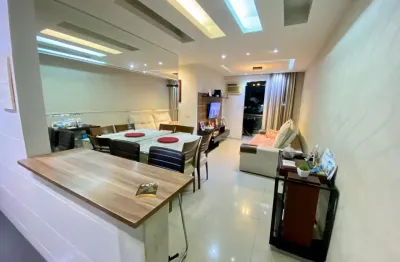 Localização Privilegiada, Belissímo Apto, em prédio de padrão excelente, área de Lazer completa e próximo a TUDO!!!