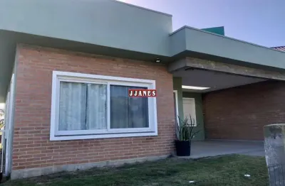 Casa com 3 quartos à venda na rua caroba, cantegril, viamão, 200 m2 por r$ 890.000