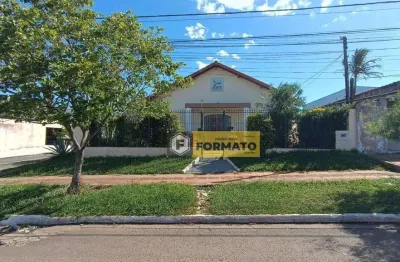 Casa com 3 dormitórios à venda, 136 m² por R$ 850.000,00 - Jardim Montevidéu - Campo Grande/MS