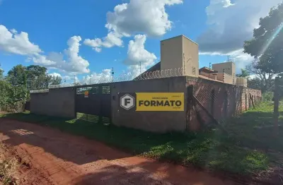 Chácara com 2 dormitórios à venda, 10000 m² por R$ 1.500.000 - Zona Rural - Campo Grande/MS