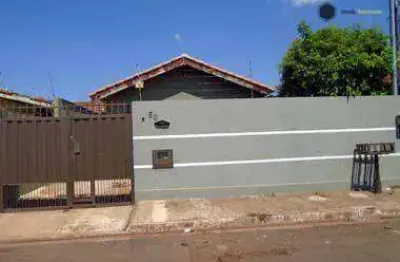 Casa com 2 dormitórios para alugar, 50 m² por R$ 1.305,00/mês - Conjunto Aero Rancho - Campo Grande/MS