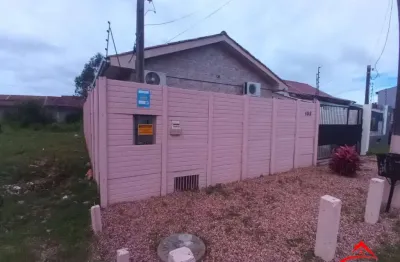 Casa com 2 quartos à venda na Rua Adalberto Garcia, 102, Hípica, Porto Alegre