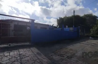 Casa com 3 quartos à venda na Avenida Ignês E. Fagundes, 67, Restinga, Porto Alegre