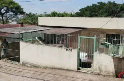 Casa com 4 quartos à venda na Avenida Vicente Monteggia, 1553, Cavalhada, Porto Alegre