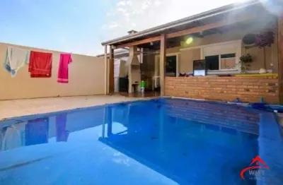 Casa com 2 quartos à venda na Rua Carlos Maximiliano Fayet, 955, Hípica, Porto Alegre