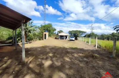 Terreno no bairro lageado  com 2 casas de 1 dormitório