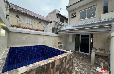 Ótimo sobrado semi mobiliado com 3 suítes no bairro guarujá