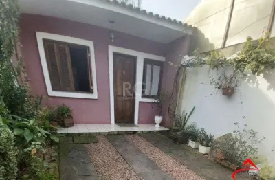 Casa com 2 quartos à venda na Rua Elmo Born, 145, Hípica, Porto Alegre