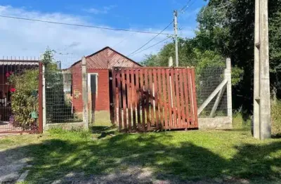 Casa com 2 quartos à venda na Rua Associação Atlética Trienon, 70, Belém Novo, Porto Alegre