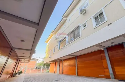 Casa em condomínio a venda com  3 dormitorios  próximo do shopping iguatemi