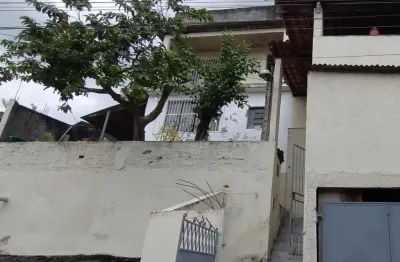 Casa com 3 quartos à venda na Rua Alzira Ornelas, 14, Mutondo, São Gonçalo