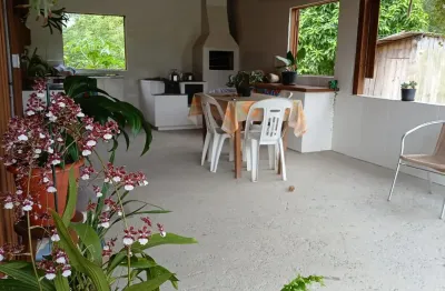 Vendo linda propriedade rural em camboriú, um pedacinho do paraíso só pra você.