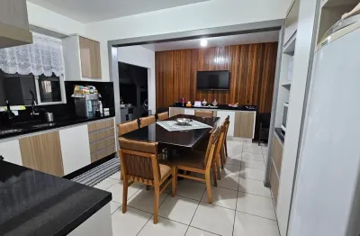 Linda casa para aluguel anual em camboriú/sc – bairro taboleiro