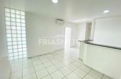 Sala comercial com 64m² para alugar na avenida independência.